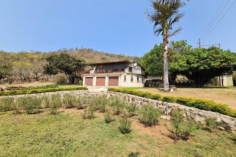 Rhino Creek Nature Estate vous souhaite la bienvenue ! Découvrez la quintessence de la vie tranquille sur cette remarquable petite propriété de 2,4 hectares nichée à seulement 9 kilomètres de la ville animée de Nelspruit. Située dans le prestigieux d...