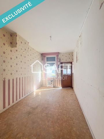 Située à Drocourt (62320), cette maison mitoyenne des deux côtés avec travaux idéal pour un jeune couple, investisseur etc... Cette ville qui est réputée pour sa tranquillité et sa convivialité, bénéficie de la proximité de toutes les commodités néce...