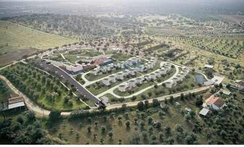 No encantador cenário de Corval, encontra-se este projecto já aprovado de EcoResort de luxo, distinto e sofisticado. Situado num amplo terreno de 23.745m², este complexo impressiona com uma área construída total de 2.651m², sendo 2.185m² acima do sol...