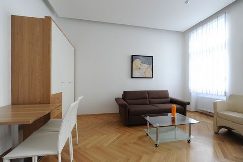 Our apartment “Sandherzen” is located in the 12th district of Vienna, Tanbruckgasse 33/6 and is very easy to reach by public transport. The modern and fully furnished apartment with a size of 30 m², has a spacious living-sleeping room, a fully equipp...