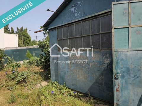 A vendre, à LA SEYNE SUR MER (83500), limite SIX-FOURS (83140), bâtiment cadastré à rénover et réhabiliter sur terrain à viabiliser. Edifié sur un terrain de 240 m² environ (surface utile), ce bâtiment (actuellement un hangar) à fort potentiel, peut ...