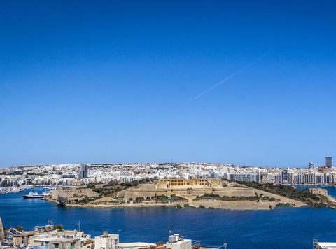 This charming townhouse in Valletta has roots that date back to the time of the Knights of St John. Its origins are tied to the establishment of a city built by gentlemen for gentlemen on the peninsula nestled between the Grand Harbour to the South a...