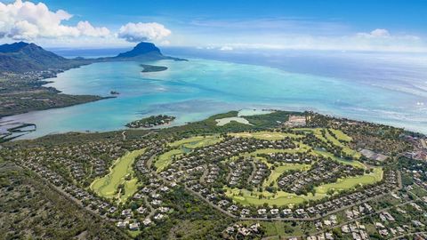 Gadait International bietet Ihnen eine außergewöhnliche moderne Villa an der Westküste von Mauritius in einer spektakulären natürlichen Umgebung. Ideal, um die Ruhe der Insel zu genießen, kombiniert dieses Anwesen Komfort, Eleganz und Respekt für die...