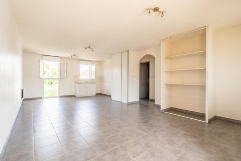 Centre-ville MORESTEL - Appartement T3 de 61.65 m² au pied des commodités / Petite Coprop. de 2018