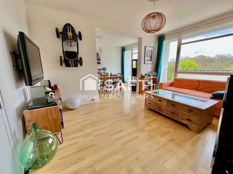 Appartement dernier étage 2 ch possibilité 3