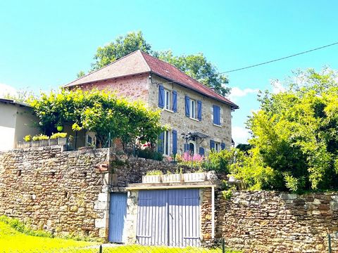 Petite maison de caractère proche Figeac
