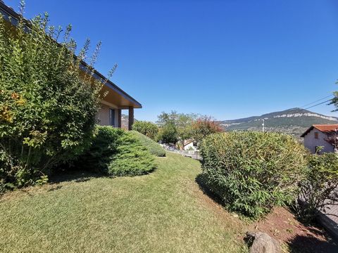 MAISON AVEC VUE SUR LES CAUSSES