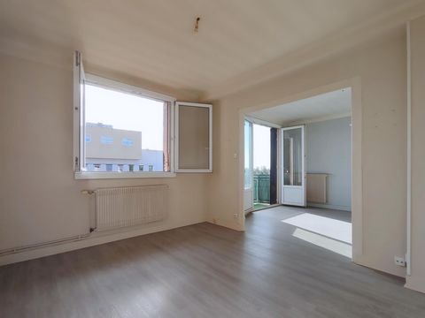 3 pièces - dernier étage avec balcon et garage