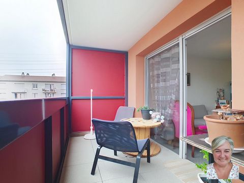 Très joli T2 avec un grand balcon et proche des transports