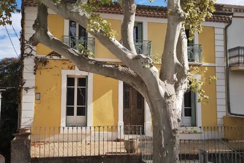 Vivez, travaillez et créer - maison de vigneron avec grand garage, terrasses et jardin.