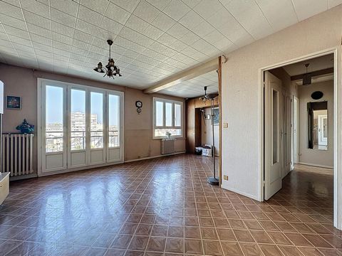 T3 avec garage – Beau potentiel Rive Droite