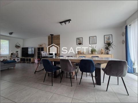 Maison mitoyenne entièrement rénovée, habitable immédiatement.