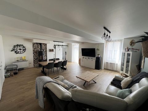 Corps de Ferme avec dependances et terrain