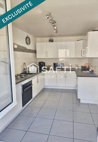 Maison mitoyenne,4 chambres,cuisine équipée,garage