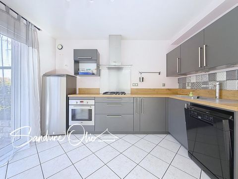 Maison familiale 3 chambres et 1 bureau sur sous-sol complet