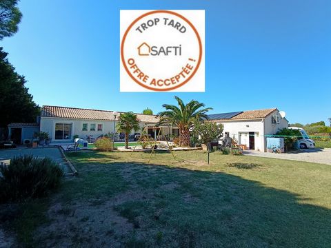 Villa plain pied d'environ 194 m² sur terrain 1145 m² avec piscine