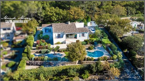 Vue exceptionnelle - plein sud - villa construction traditionnelle 125 m2 - 2 suites parentales - garage - piscine - terrain paysagé de près de 1000 m2 - tout à l'égout