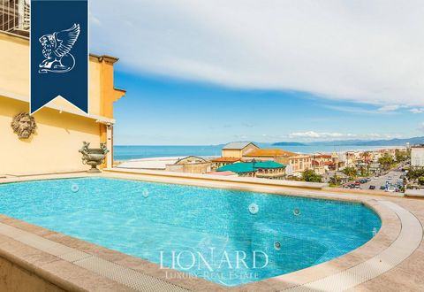 This lovely luxury apartment with a view of the sea is currently up for sale on the top floor of an early-20th-century building on the seaside of Viareggio. This enchanting two-floored penthouse sprawls over roughly 220 m² and encompasses a sun-expos...