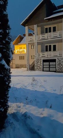 Luxury Villa For Sale & Renovation in Borsa Romania Esales Property ID: es5553630 Property Location V.Alecsandri Borsa Maramures 435200 Romania Property Details With its glorious natural scenery, excellent climate, welcoming culture and excellent sta...