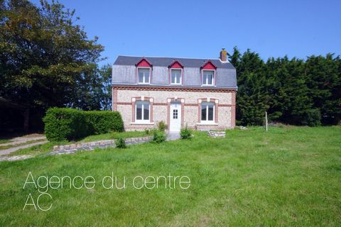 Hoe koop je vandaag een huis in de buurt van de zee in Normandië 76? Neem zo snel mogelijk contact op met L'Agence du centre! Dit huis in perfecte staat, gelegen op de hoogten van de beroemde badplaats Yport, is gebouwd van baksteen en vuursteen en o...
