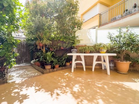 Wonderful opportunity to acquire a beautiful apartment in the charming town of Tossa de Mar located on the spectacular Costa Brava This incredible ground floor apartment will captivate you from the moment you step in as it is in impeccable condition ...
