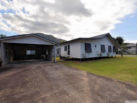 Sitting on an approx. 591m2 block of land, this four bedroom home is ideally located in a quiet street not far from the main street of town. Currently an investment property, this could also be a great family home. The front entry opens into a large,...