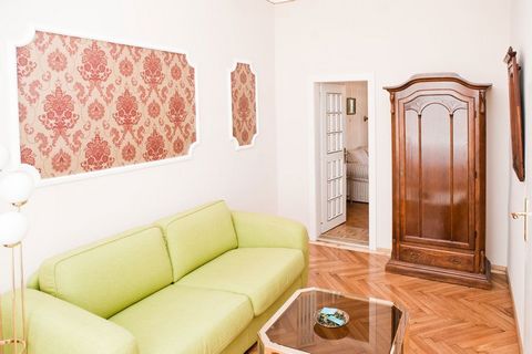 In the popular district of Hernals, a bright and cosily furnished 3-room flat awaits you, which perfectly unfolds the charm of a Viennese turn-of-the-century flat. A wonderful veranda invites you to linger and enjoy. The neighbourhood offers the best...