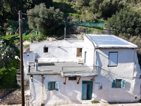 A detached spacious old house with garden for renovation located in the picturesque hillside village of Houmeriako, East Crete. The property is partly of original stone construction with concrete floors and some wooden ceilings and enjoys wonderful v...