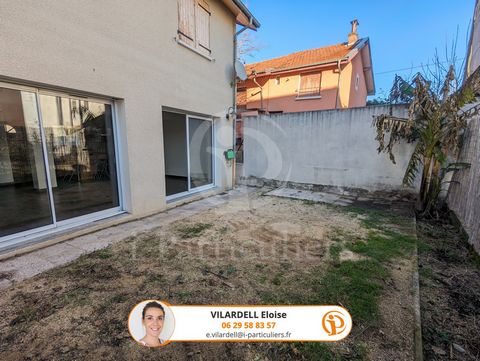 EYBENS sector Jean Jaurès / edge Grenoble - In a perpendicular street, quiet, come and discover this house from 2008, semi-detached on one side and built on a crawl space, comprising on the ground floor, a beautiful living room of 41 m2 with fully eq...