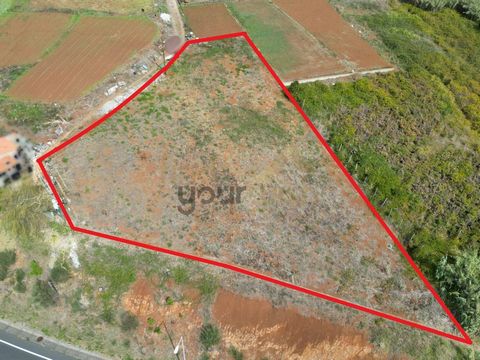 Discover this Fabulous Land where you can build your house or invest in the construction of 2 houses.If you are looking for land to build your house or are an investor looking for land for construction, this is the right land.Rustic land, located in ...