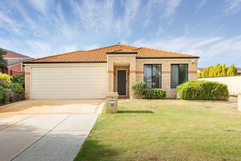 This immaculately presented three bedroom, two-bathroom street frontage villa is bigger than most with recent upgrades it's ready for you to move in. Located on a quiet street this home is conveniently positioned near Dianella Plaza, Morley Galleria ...