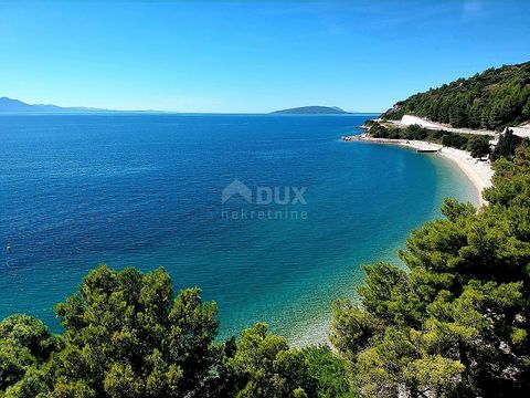 Location: Splitsko-dalmatinska županija, Gradac, Podaca. GRADAC, PODACA - plot of land 1st row to the sea A rare, owner-managed location for investment in a development project for the construction of a medium/small classic or diffuse hotel (scattere...