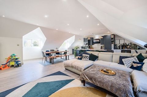 Frost estate agents are delighted to offer to the market this exceptional two double bedroom penthouse apartment situated on a much sought after private residential road in the heart of Kenley. CIRCA 1500 sq. ft this stunning spacious apartment offer...