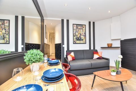 Entdecken Sie dieses elegante, 35 m² große Apartment im Herzen des prestigeträchtigen 3. Pariser Arrondissements. Im symbolträchtigen Viertel Marais, nur einen Steinwurf vom Place des Vosges und dem Picasso-Museum entfernt, bietet dieser Ort ein Erle...