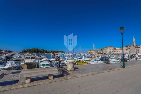 Location: Istarska županija, Rovinj, Rovinj. Istria, Rovigno, vendiamo un'attività a soli 30 metri dal mare e dalla passeggiata principale di Rovigno, il che rende questo spazio commerciale un'opportunità unica a Rovigno. Una delle migliori offerte t...