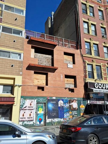 THREE STORY BUILDING FOR SALE WITH APPROVE PLANS FOR A SIX STORY CONDO MIXED-USE BUILDING EXCELLENT DEVELOPMENT/USER OPPORTUNITY A 24' wide three story mixed-use building with approve plans for a six story 10 unit condo mixed-use building. The first ...