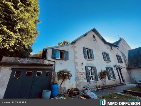 Fiche N°Id-LGB166803 : Aubusson, secteur Centre ville, Maison d'environ 200 m2 comprenant 7 piece(s) dont 5 chambre(s) + Jardin de 890 m2 - Construction 1900 Traditionnelle - Equipements annexes : jardin - cour - terrasse - balcon - garage - double v...