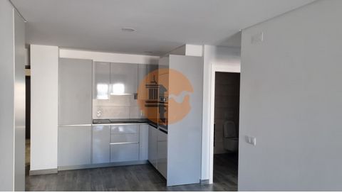 Magnificent new flat situated in Vila Real de Santo António, right in the city centre. This property consists, 1 bedroom interior, 1 living room/kitchen that will be equipped with appliances brand MLL or MLR, toilet with toilet, bidet and washbasin s...