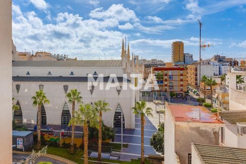 In the heart of Torrevieja, just 200 meters from the beach and 30 meters from Torrevieja's Ermita. The location is perfect, with all amenities – such as supermarkets, bus stops, promenades, restaurants, bars, and beaches – within easy reach.The apart...