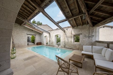 Maison de village d'exception, avec piscine à 5 min. de Cahuzac-sur-Vère