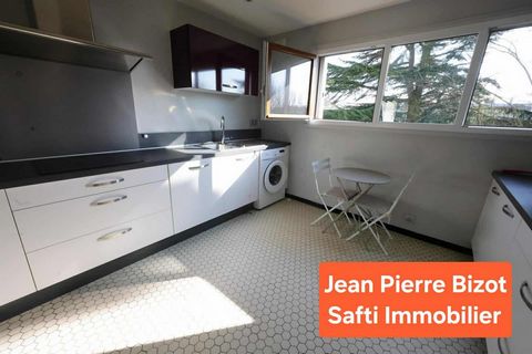 Vaste 2 pièces de 54 m² dans résidence sécurisée