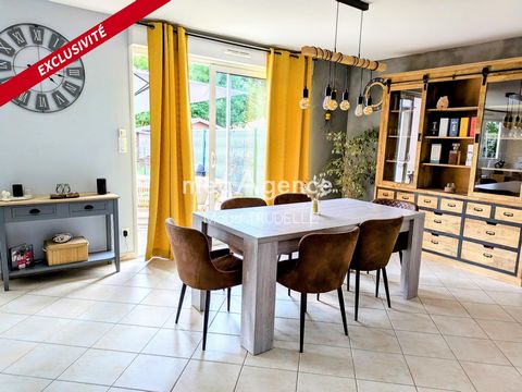 Proche bourg: 6 chambres dont 3 +sdb de plain pied