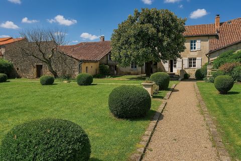 Saint Claude - Maison du XVe siècle de 3 chambres avec jardin et grange