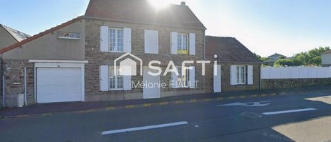 Maison en pierre de 87.5m², avec possibilité d'agrandissement, proche du bourg de St Georges des Groseillers.