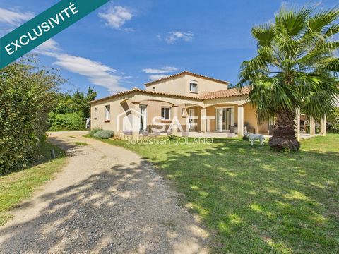 Baho : villa familiale lumineuse de 160 m², grand séjour de 83 m², suite parentale et jardin arboré.
