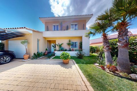 VILLA 5 PIECES DE 2015 165M2 AVEC PISCINE