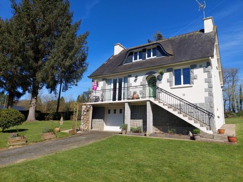 Maison rénovée- 4 chambres - 3000 m² de Terrain