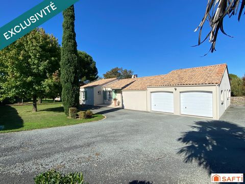 Pavillon de plain-pied 107m², 3 chambres, double garage, 1500m² de terrain.