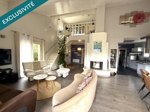 Maison d'architecte avec dependance, piscine, carport