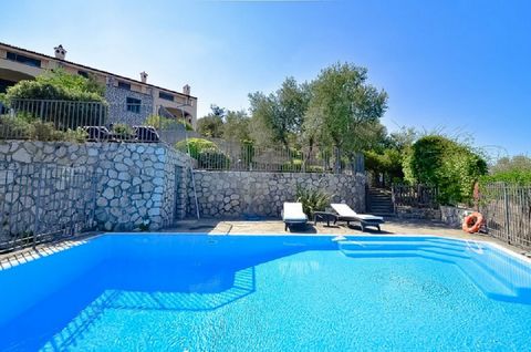 CASA LA GIUGGIOLA is a beautiful house located at about 3 km away from the centre of Sorrento. It has a splendid view of the sea, of Sorrento and Mount Vesuvius. Casa La Giuggiola has a private swimming pool, private terrace with the view of the sea,...